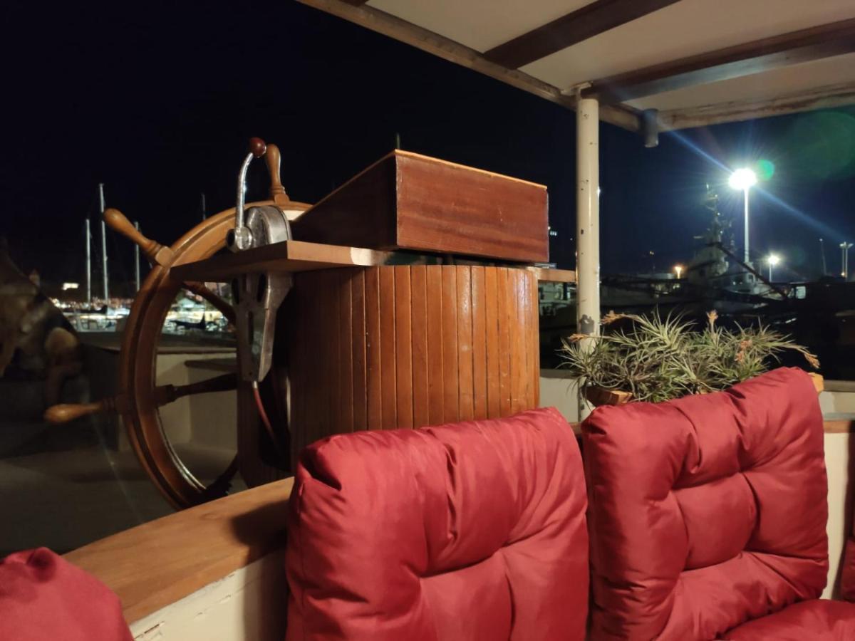 Classic Yacht Yanika Yachting Watersport Ets Villaputzu Ngoại thất bức ảnh